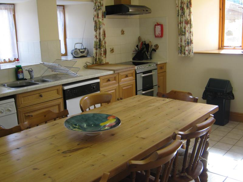 Rose Kitchen Atherfield Green Farm